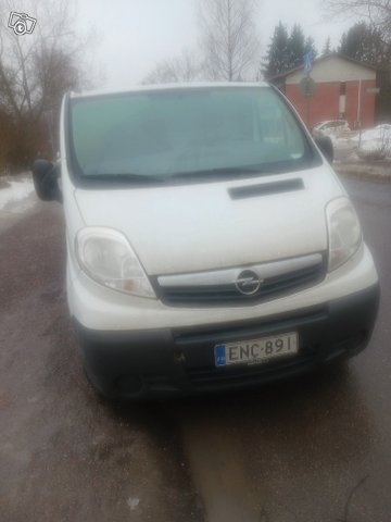 Opel Vivaro 1