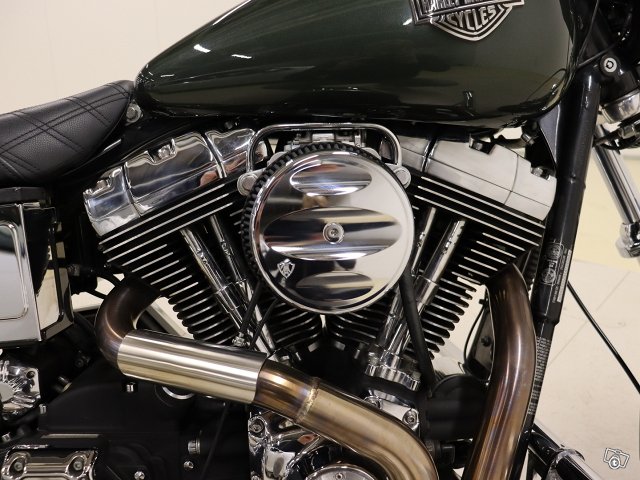 Harley-Davidson Dyna 18