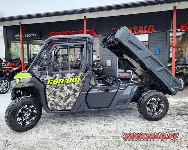 Can-Am Traxter 7