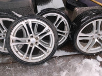 235/35R19 5x100 kesrenkaat Anzio vanteilla.