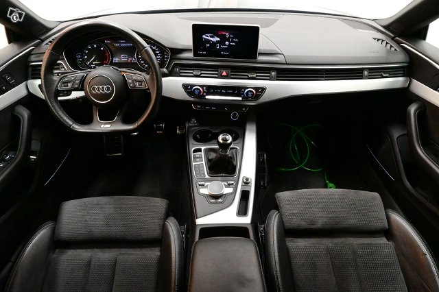 Audi A5 11