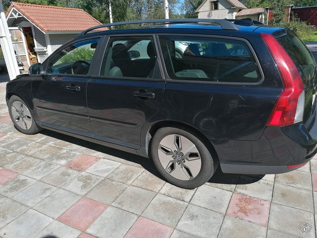 Volvo V50 2