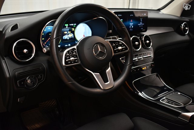 Mercedes-Benz GLC 13