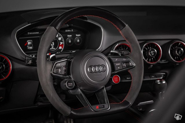 Audi TT RS 12