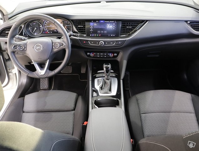 Opel Insignia 12