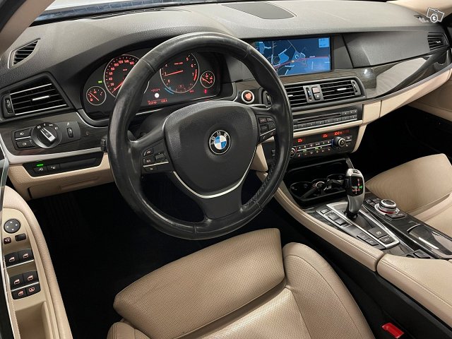BMW 528 10