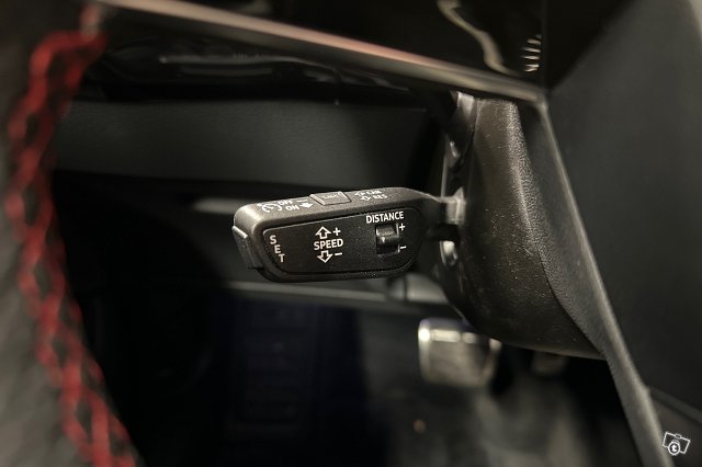 Audi SQ8 E-tron 13