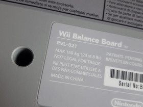 Wii-konsolisetti peleill, ohjaimella ja tasapainolaudalla, Pelikonsolit ja pelaaminen, Viihde-elektroniikka, Yljrvi, Tori.fi