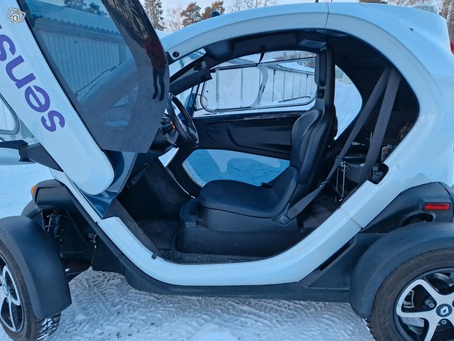 Renault Twizy 5