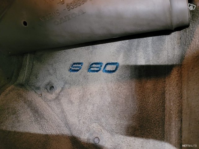Volvo S80 24
