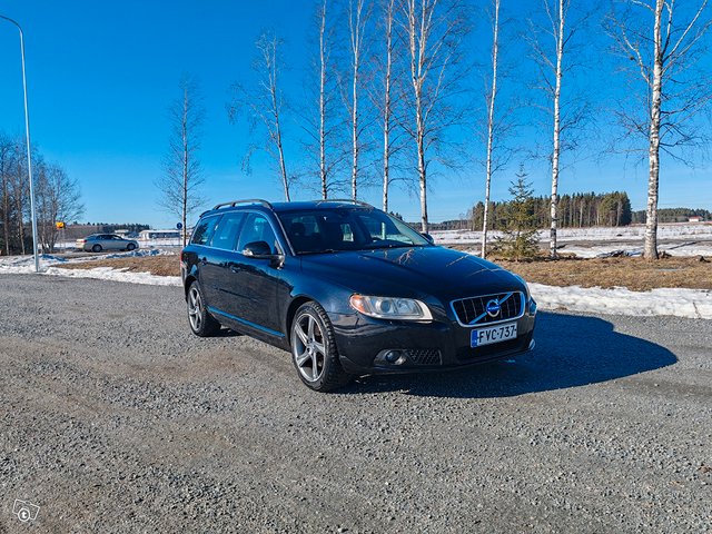 Volvo V70 1