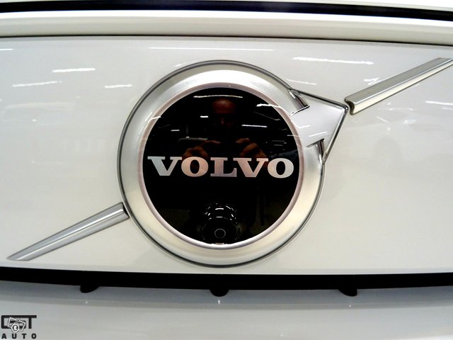 Volvo XC40 11