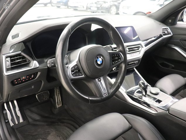 BMW 330 20