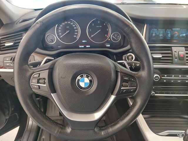 BMW X4 16