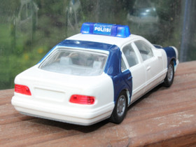 1998 13cm W210 poliisiauto Mercedes-benz E-luokka leikkiauto vanha, Lelut ja pelit, Lastentarvikkeet ja lelut, Tampere, Tori.fi