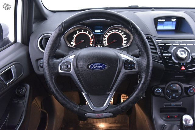 Ford Fiesta 22