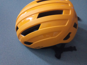 Sweet Protection helmet Outrider L( 58-61cm), Pyrtarvikkeet ja kyprt, Polkupyrt ja pyrily, Espoo, Tori.fi