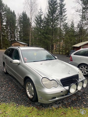 Mercedes-Benz C 200 1