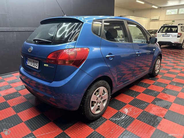 Kia Venga 4