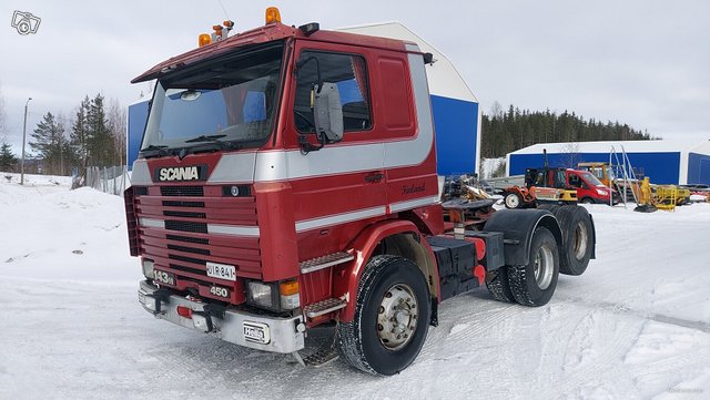 Scania 143H 6x2 450 V8 3