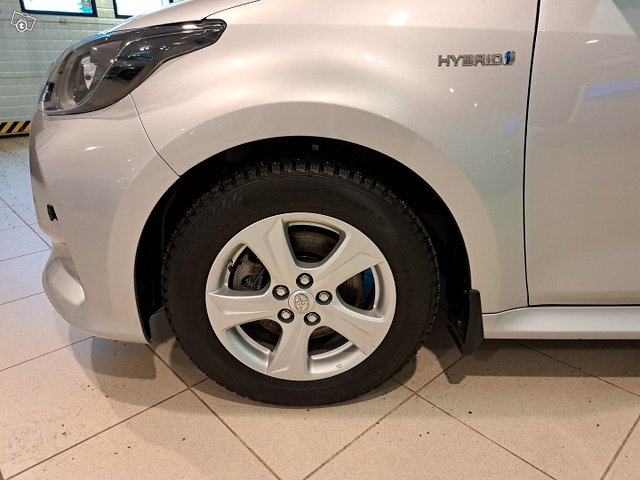Toyota Yaris 18