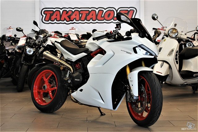 Ducati Supersport 8