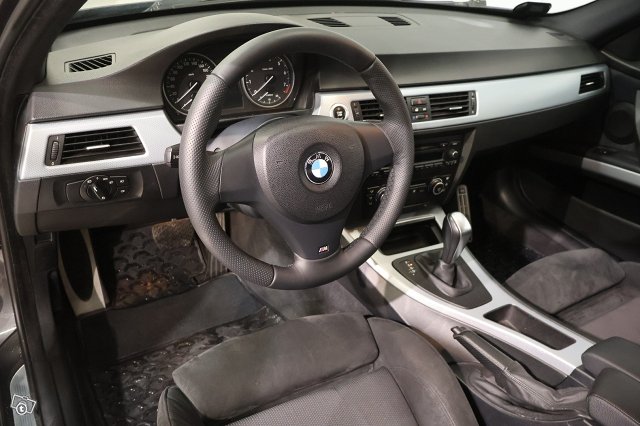 BMW 325 11