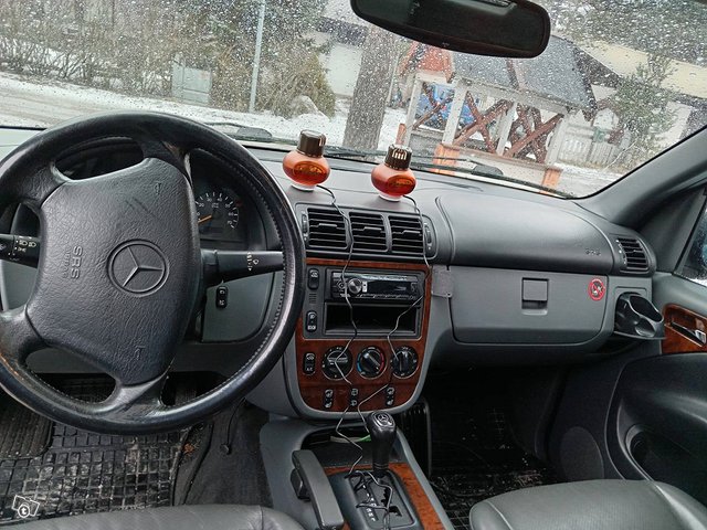 Mercedes-Benz ML 6