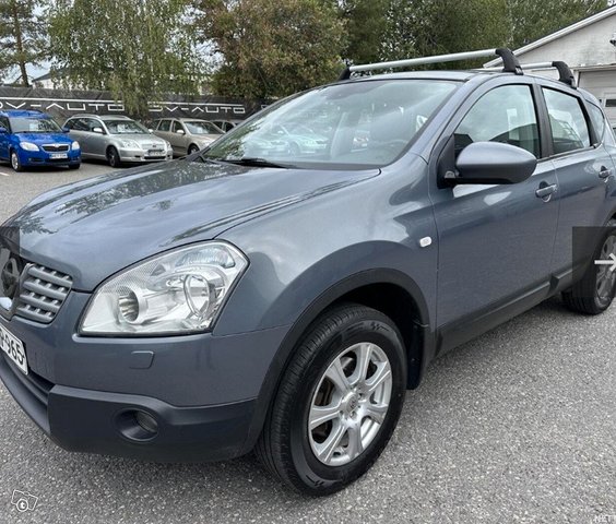 Nissan Qashqai 1