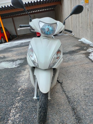 Honda skootteri 3