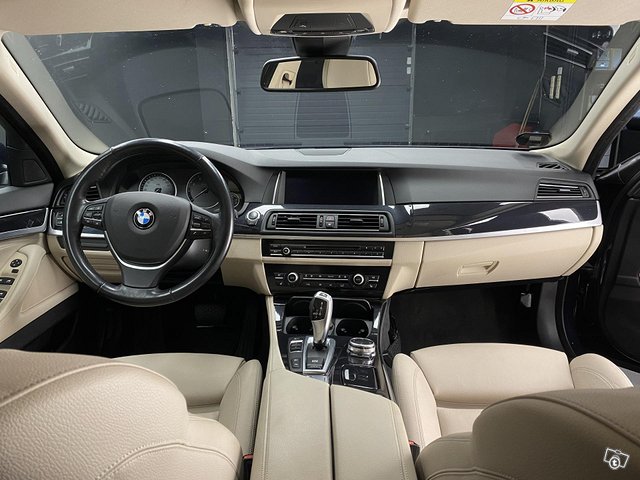 BMW 528 4