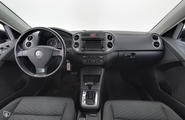 Volkswagen Tiguan 23