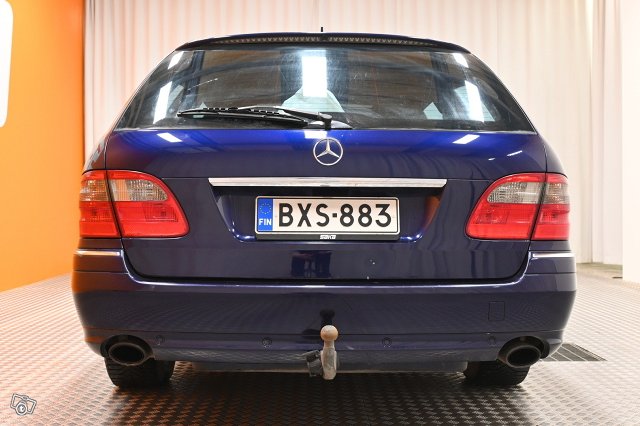 Mercedes-Benz E 5