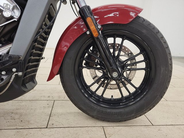 Indian Motorcycle SCOUT 5