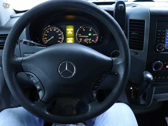 Mercedes-Benz Sprinter 10