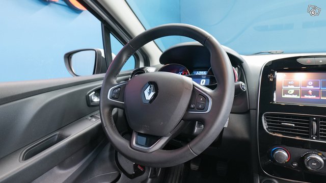 Renault CLIO 10