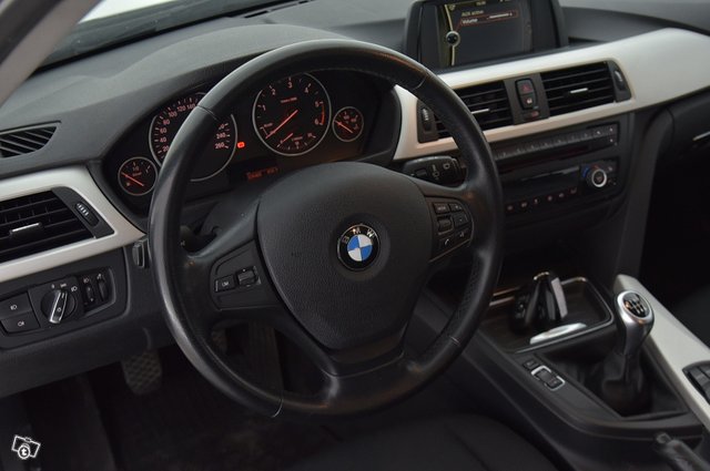 BMW 316 17
