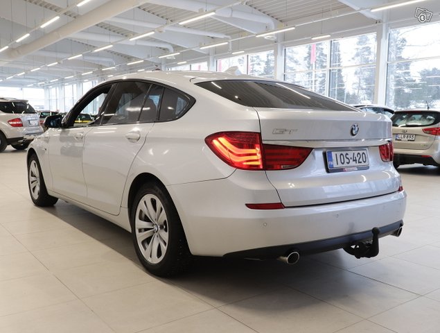 BMW 535 Gran Turismo 9