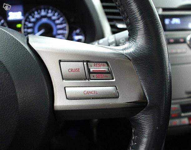 Subaru Legacy 16
