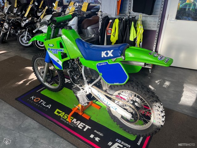 Kawasaki KX 4