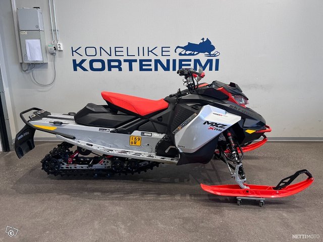 Ski-Doo MX Z 2