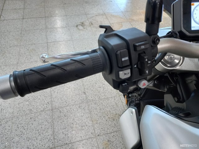 Honda CB 7