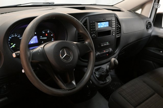 Mercedes-Benz VITO 13