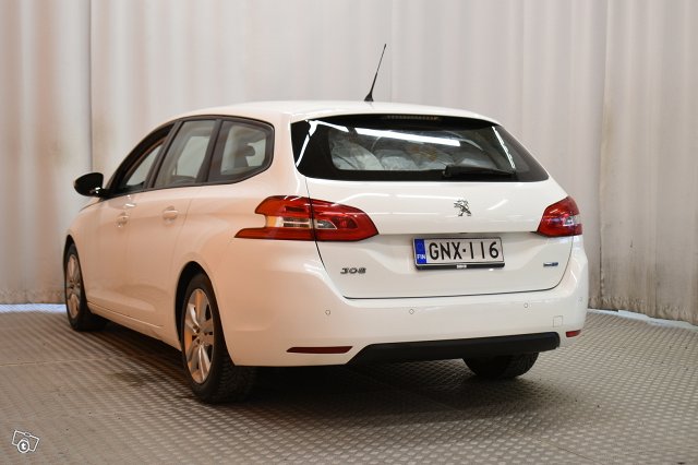 Peugeot 308 5