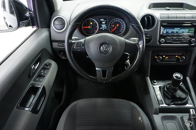 Volkswagen Amarok 10