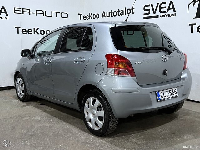 Toyota Yaris 4