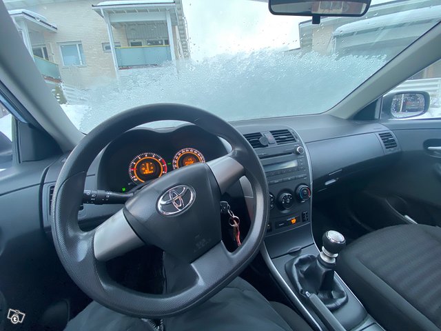 Toyota Corolla 3