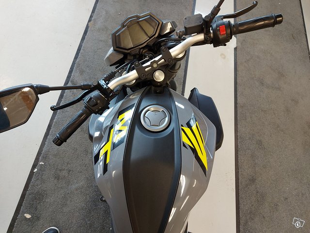 Yamaha MT 125 9