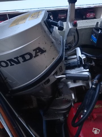 Honda 8 bf 2