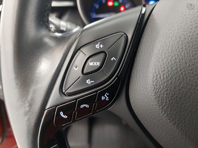 Toyota C-HR 19